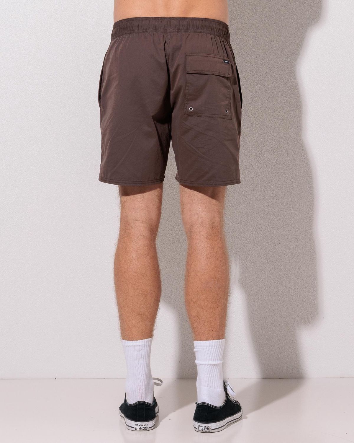 RVCA MENS  OPPOSITES ELASTIC 2 17" SHORT - MOCHA