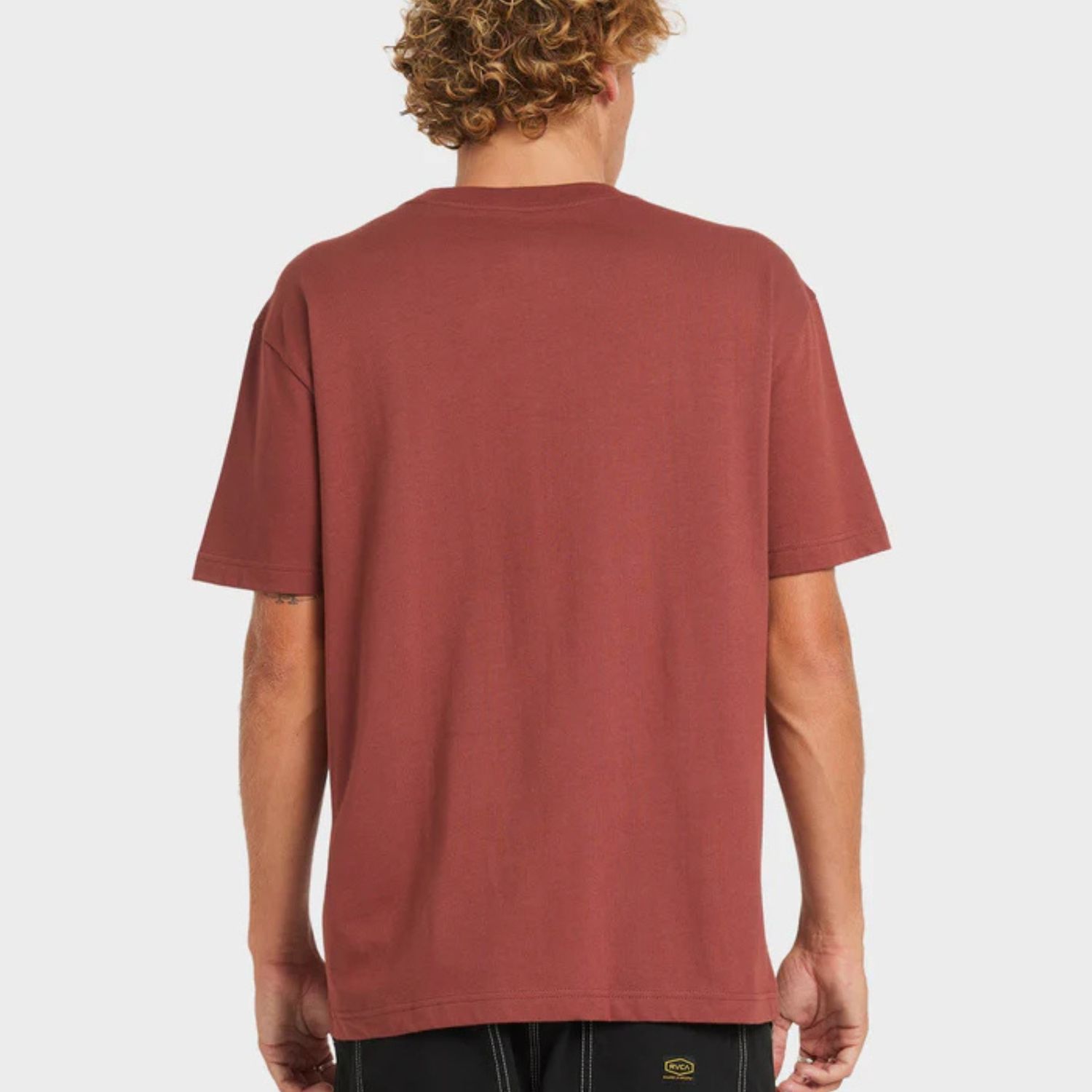 RVCA MENS  MERIC TEXT SS TEE - RED EARTH