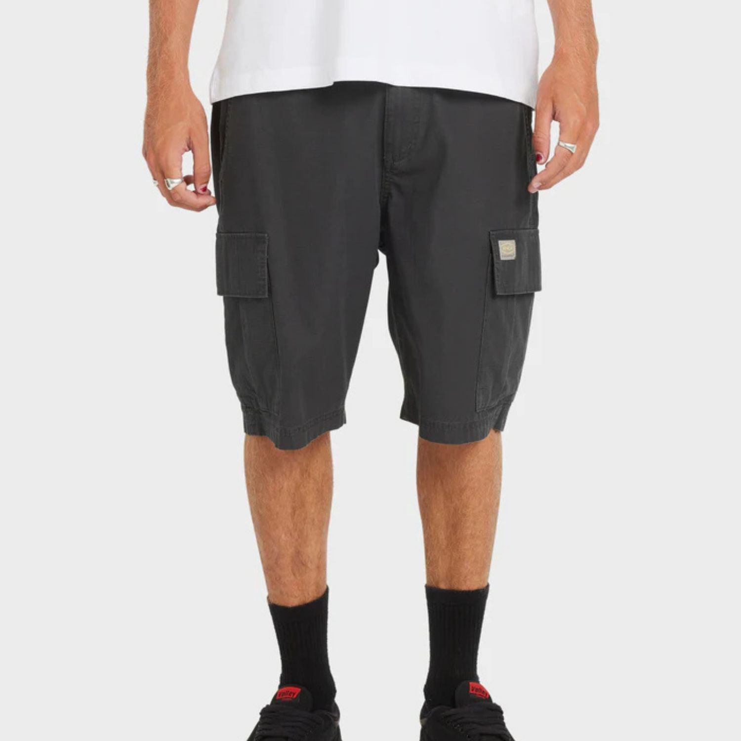 RVCA MENS  DAYSHIFT CARGO SHORT - PIRATE BLACK