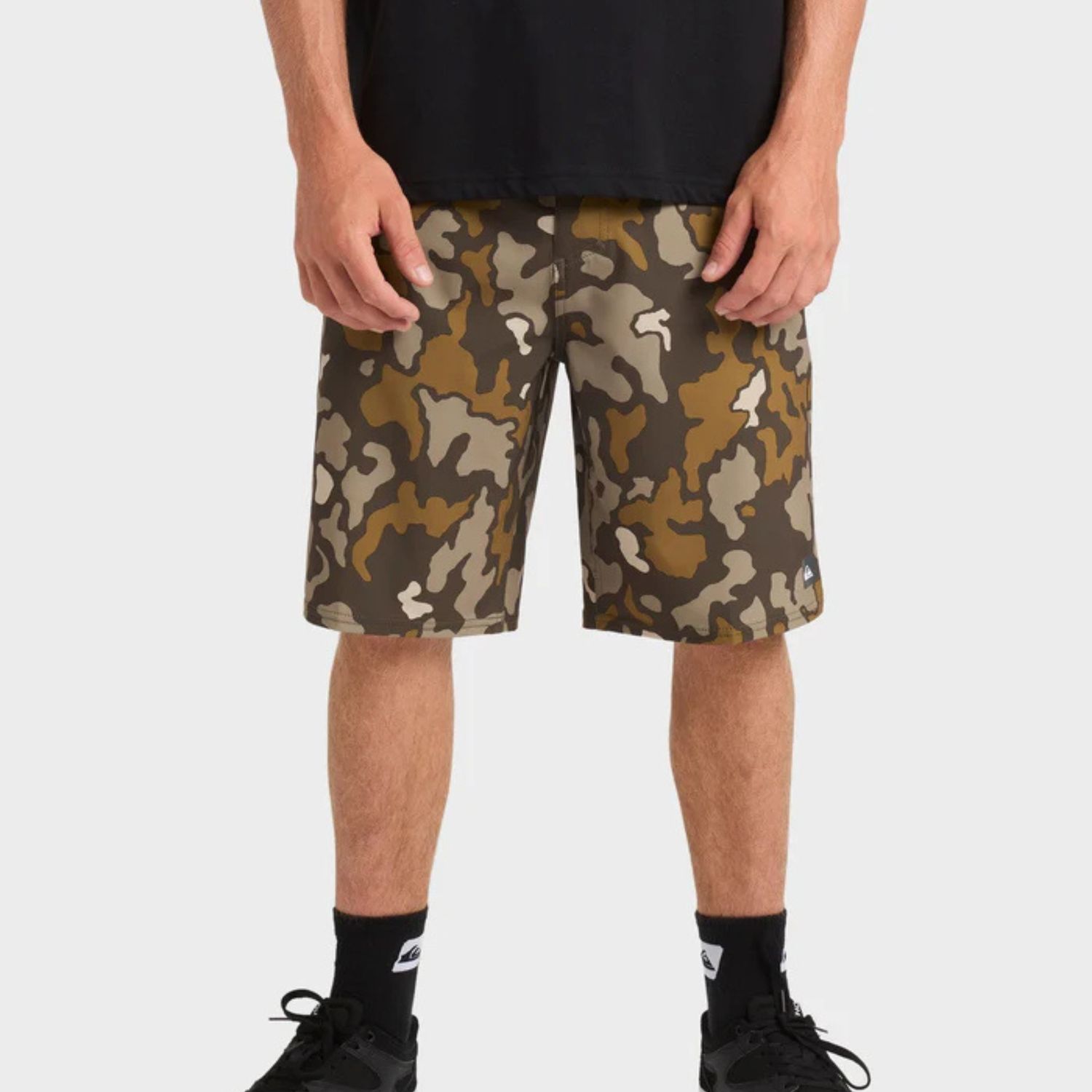 QUIKSILVER MENS  WATERMAN STREET TRUNK 19” SHORT - CAMO