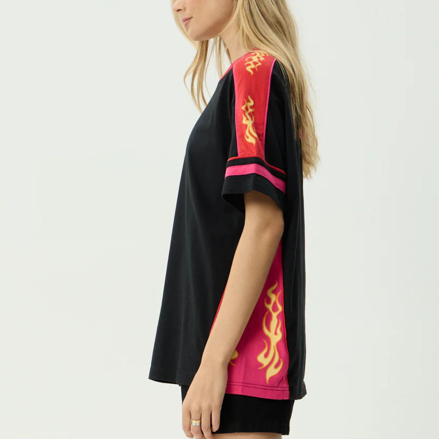 AFENDS WOMENS DOLPHIN DERBY OS SS TEE - BLACK