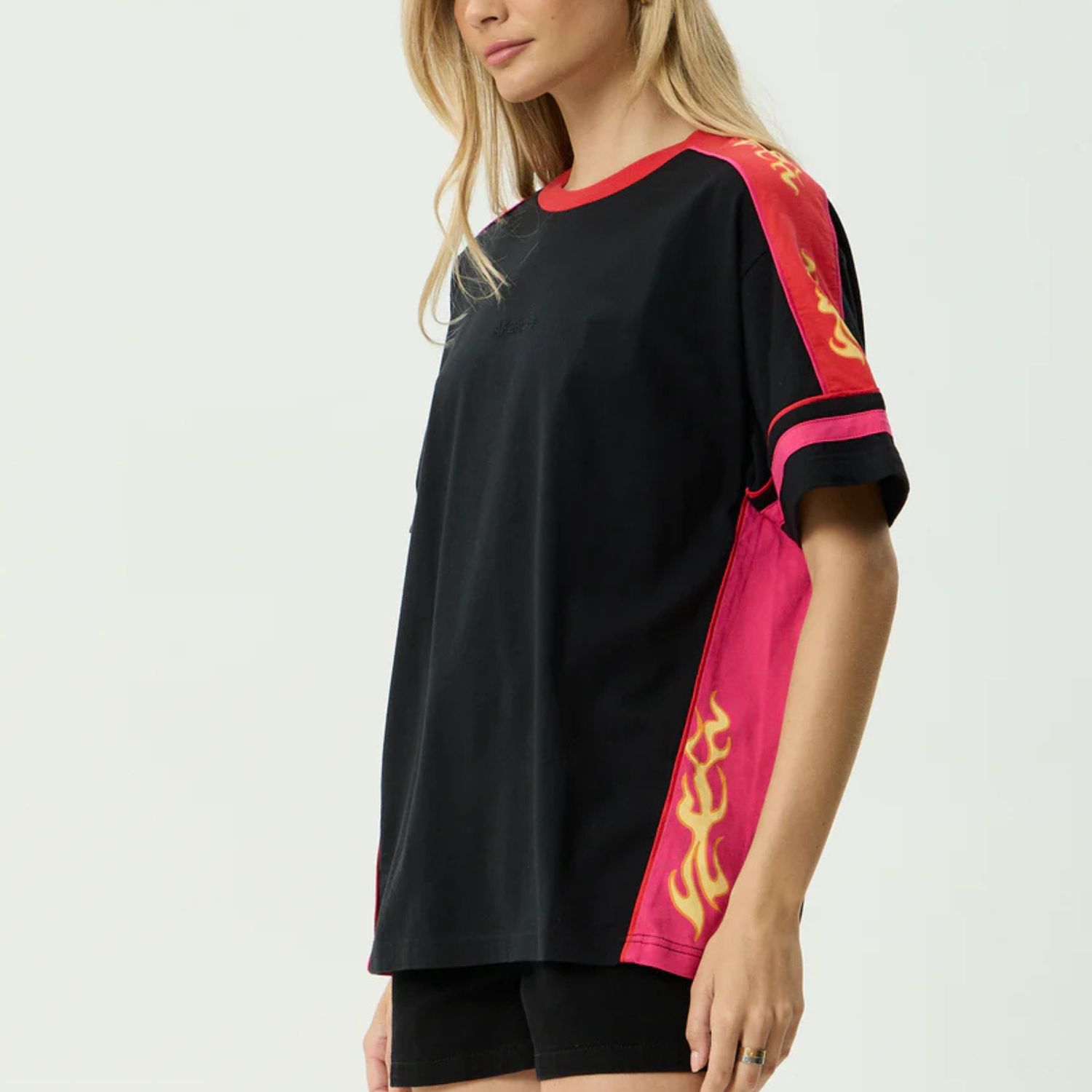 AFENDS WOMENS DOLPHIN DERBY OS SS TEE - BLACK