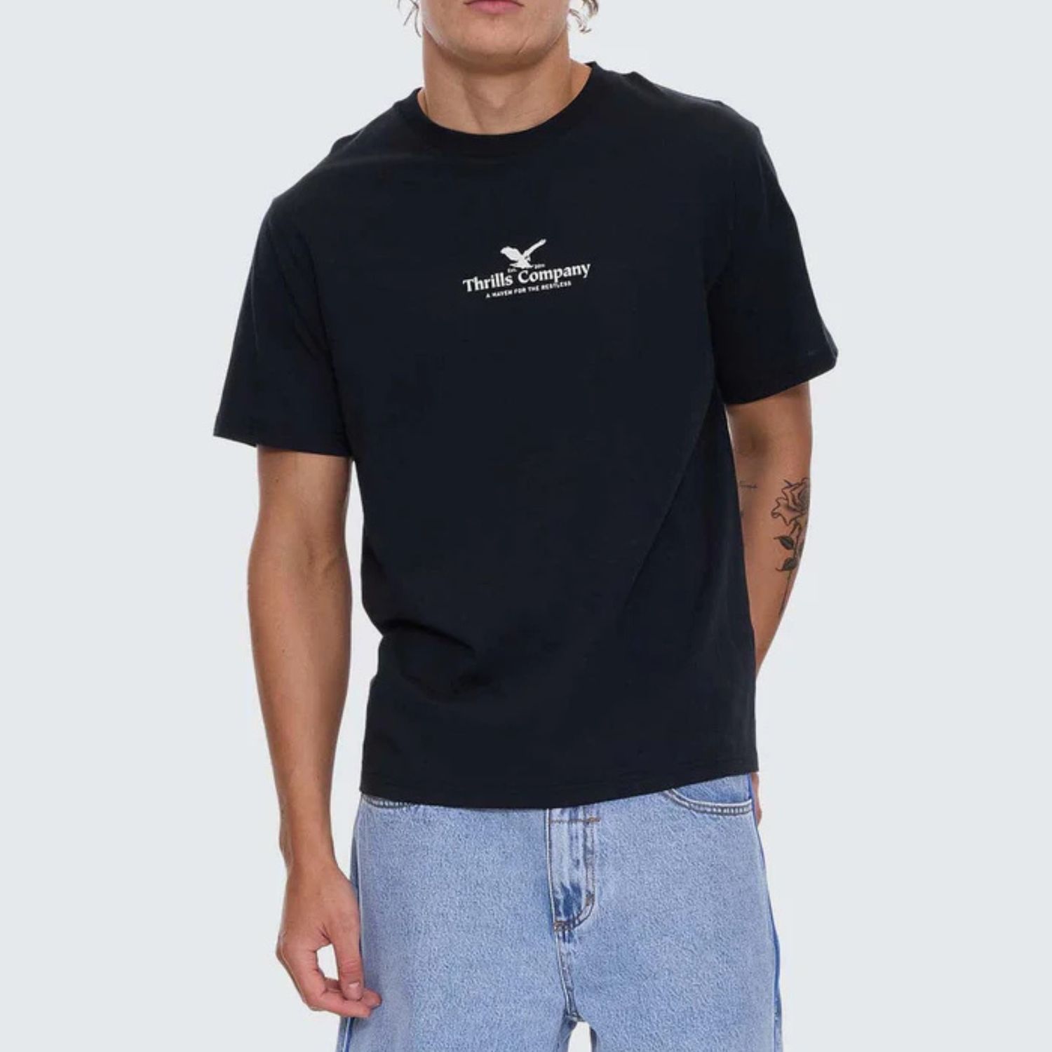 THRILLS MENS A HAVEN FOR THE RESTLESS MERCH FIT SS TEE - WASHED BLACK