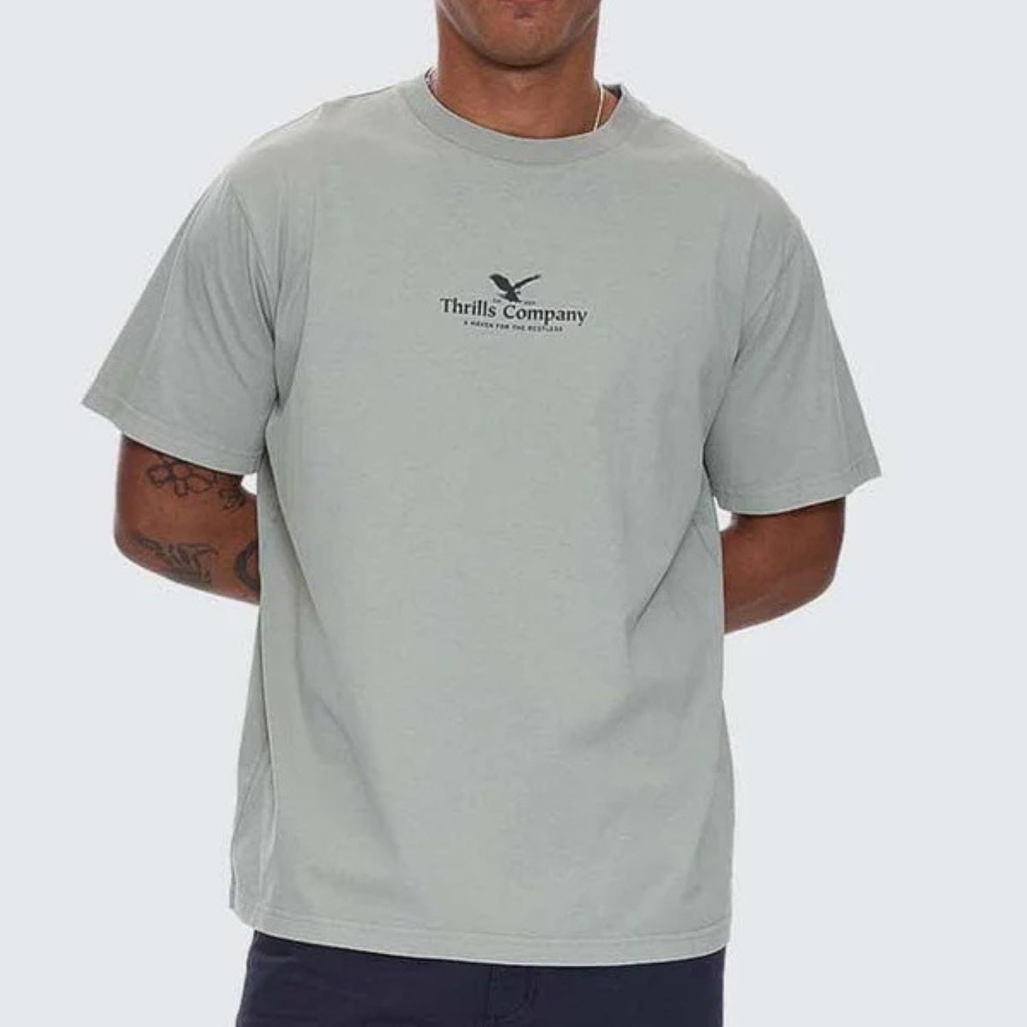 THRILLS MENS A HAVEN FOR THE RESTLESS MERCH FIT SS TEE - DIRTY SAGE