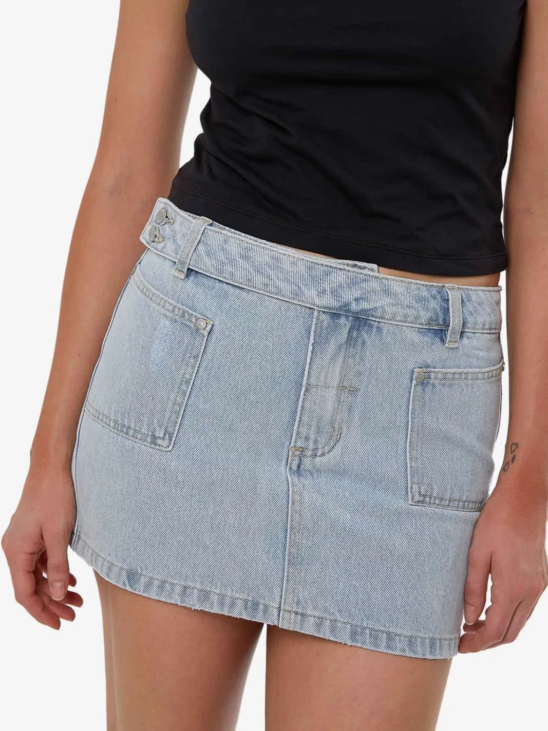 THRILLS WOMENS  WYATT Y2K MID RISE MINI SKIRT - SERENITY BLUE
