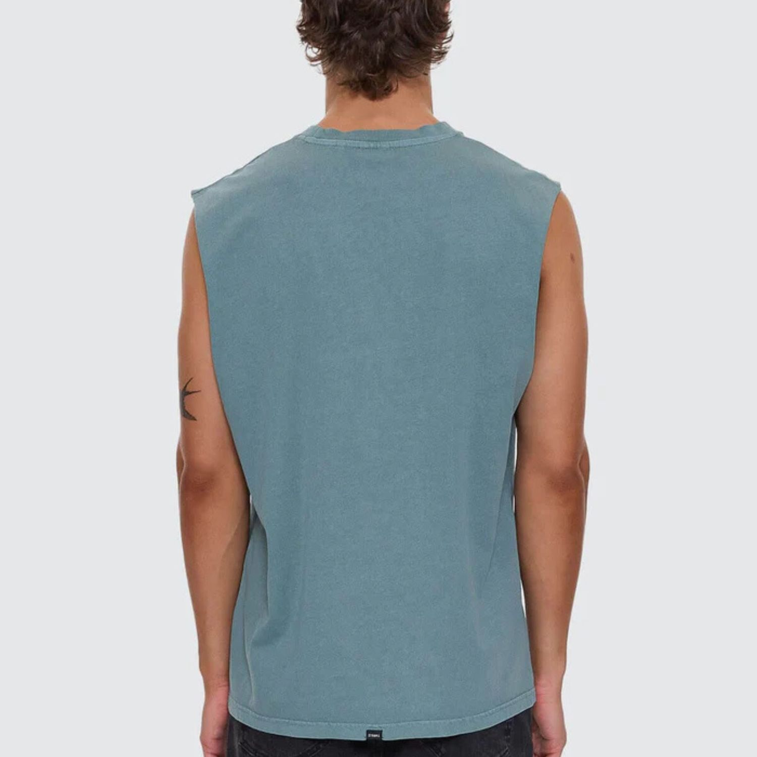 THRILLS MENS A HAVEN FOR THE RESTLESS MERCH FIT MUSCLE TEE- GREEN COAST