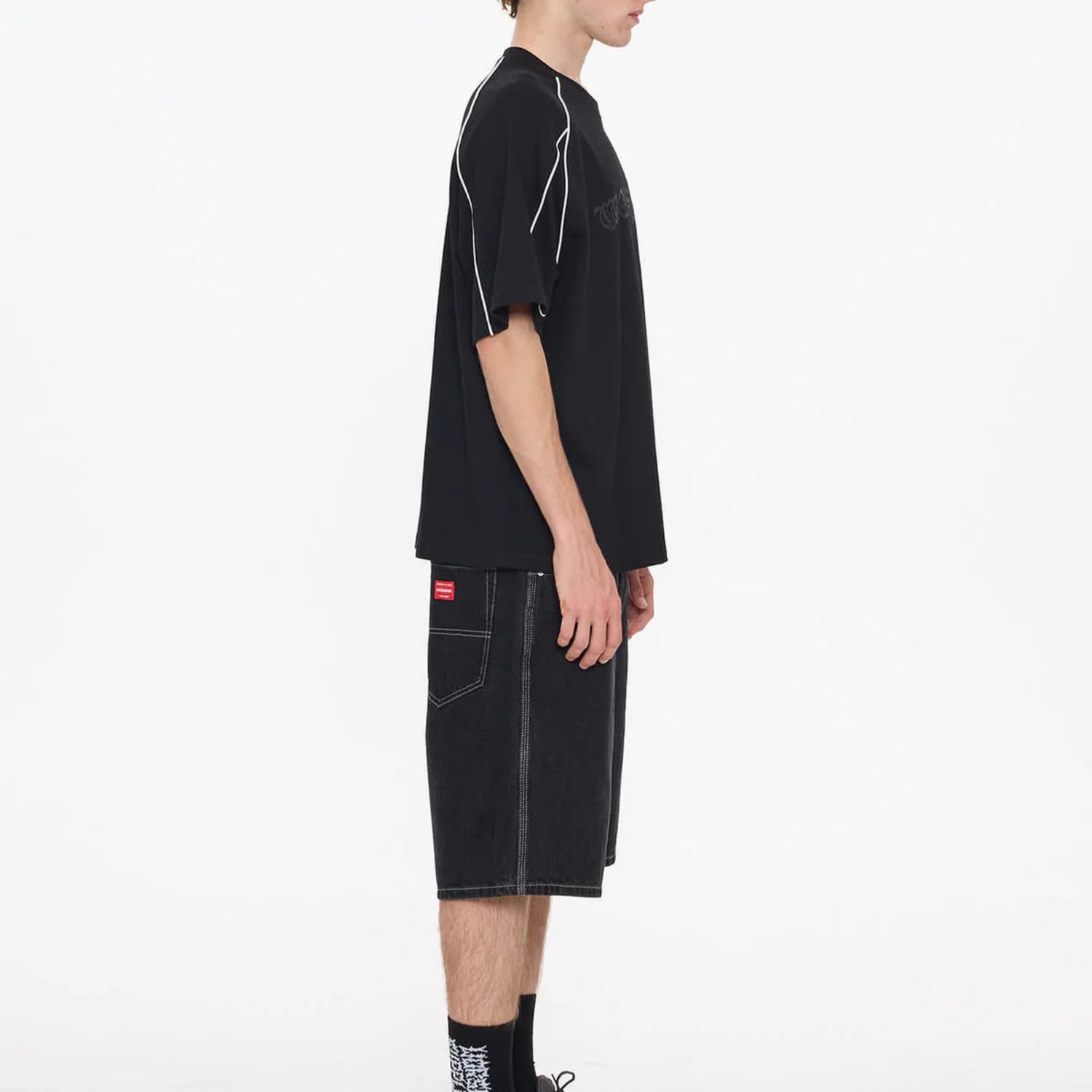 WORSHIP MENS FREQUENCY PANEL OVERSIZE RAGLAN TEE- BLACK