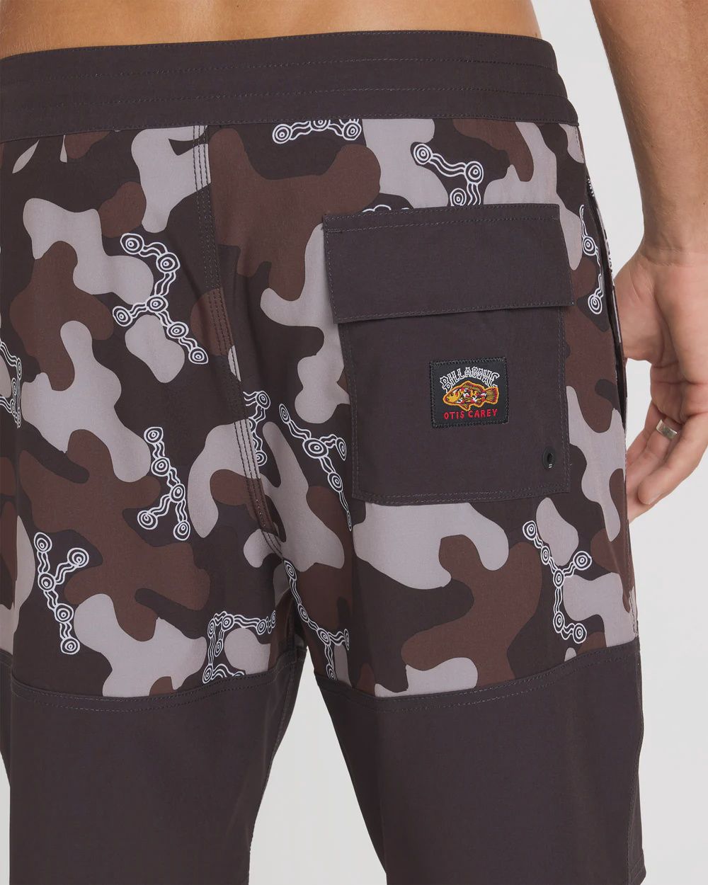 BILLABONG MENS OTIS SIXTY 40 LT BOARDSHORTS- BLACK