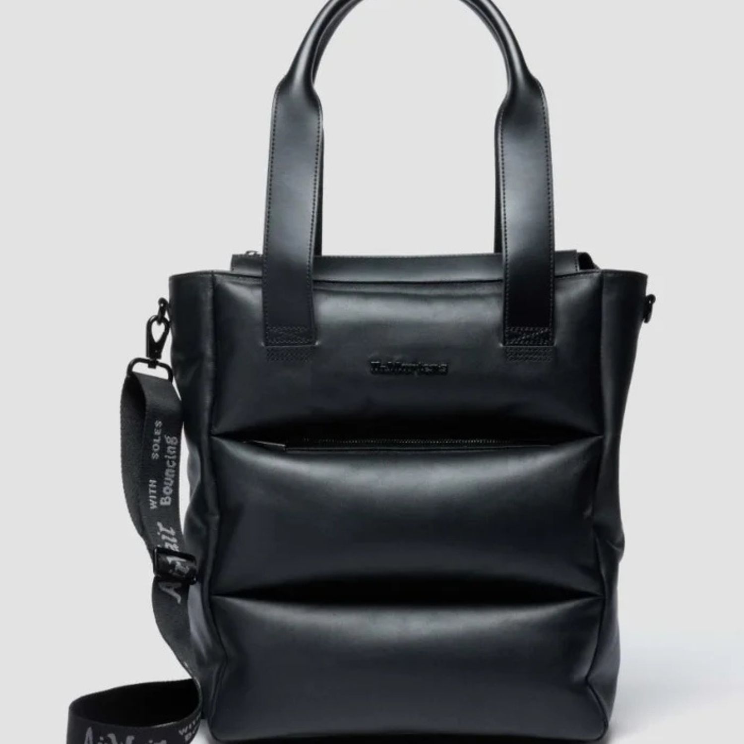 DR MARTENS TOTE BAG- BLACK SENDAL
