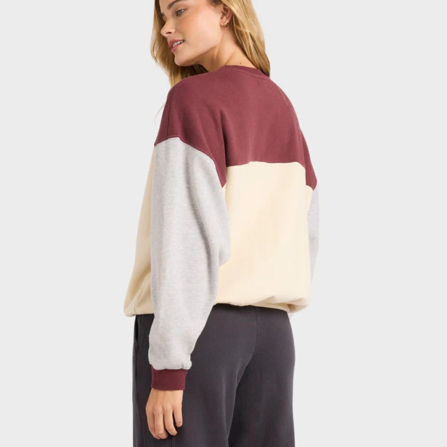 BILLABONG WOMENS GET IT KENDAL CREW - PINOT
