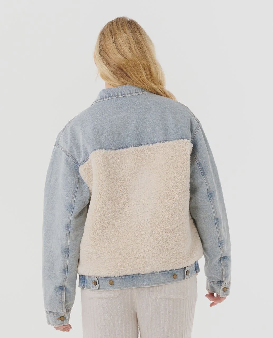 RIPCURL WOMENS CRUISIN SHERPA DENIM JACKET - WASHED BLUE