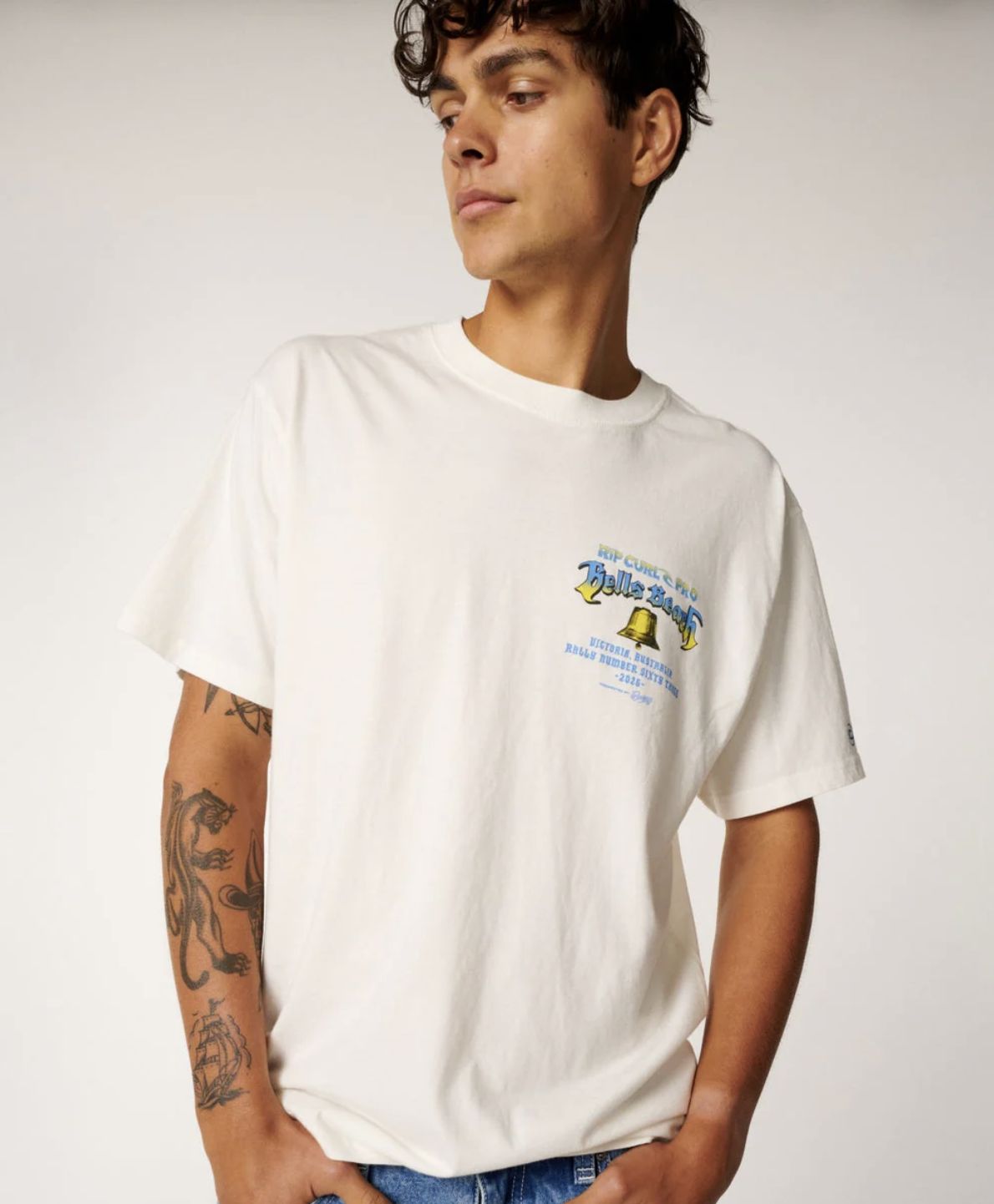 RIPCURL MENS BELLS PRO 26 BELL LOGO S/S TEE - BONE