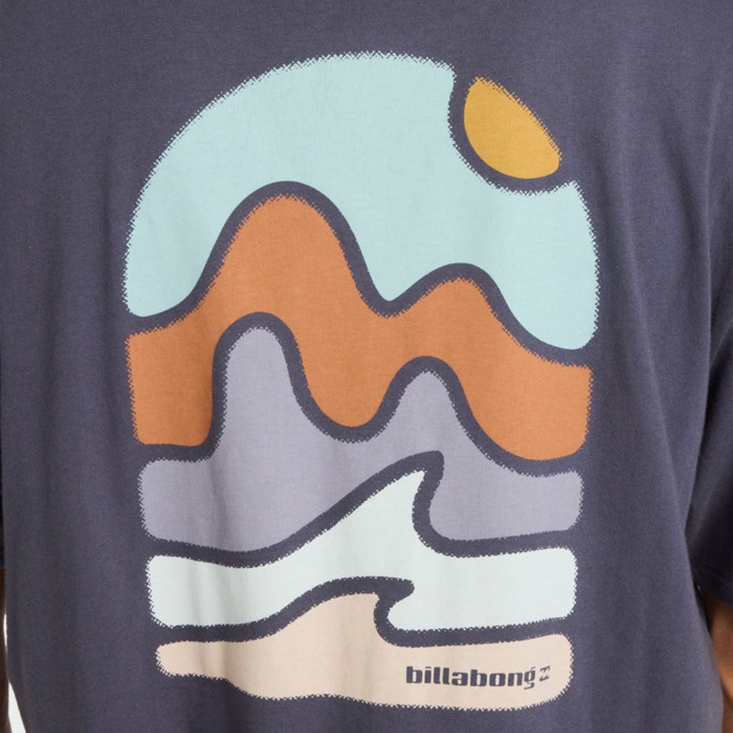 BILLABONG MENS SUN DOWN ADIV PREMIUM SS TEE - GRAYSTONE