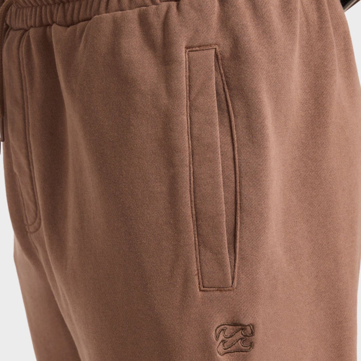 BILLABONG MENS PREMIUM WAVE WASH TRACK PANT - MOCHA