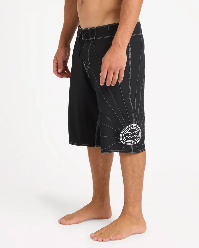 BILLABONG MENS A.I. RISING SUN PRO FITTED BOARDSHORT - BLACK