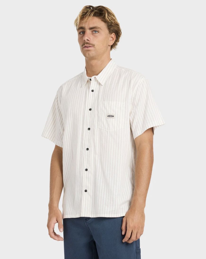 BILLABONG MENS BAD DOG SS SHIRT - OFF WHITE