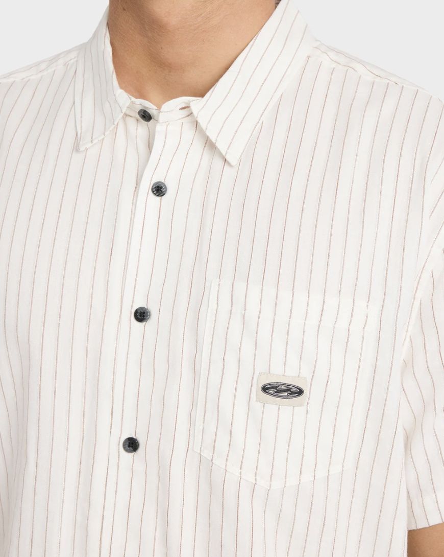 BILLABONG MENS BAD DOG SS SHIRT - OFF WHITE