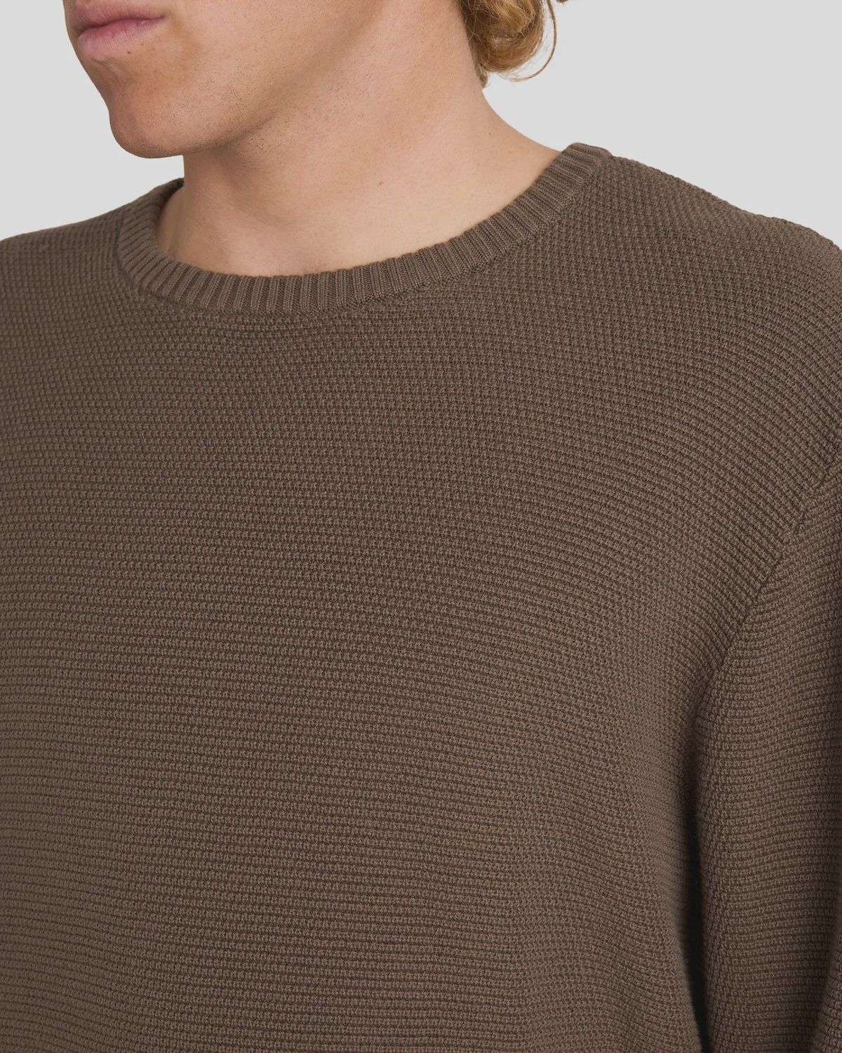 RVCA MENS DUKE CREW KNIT - MOCHA