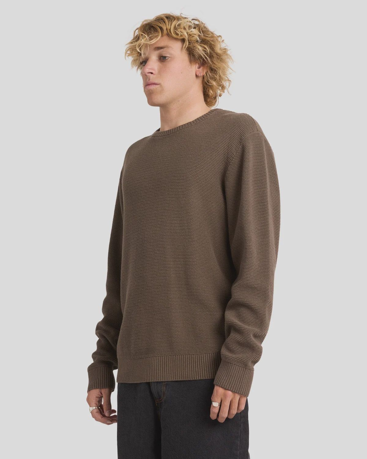 RVCA MENS DUKE CREW KNIT - MOCHA