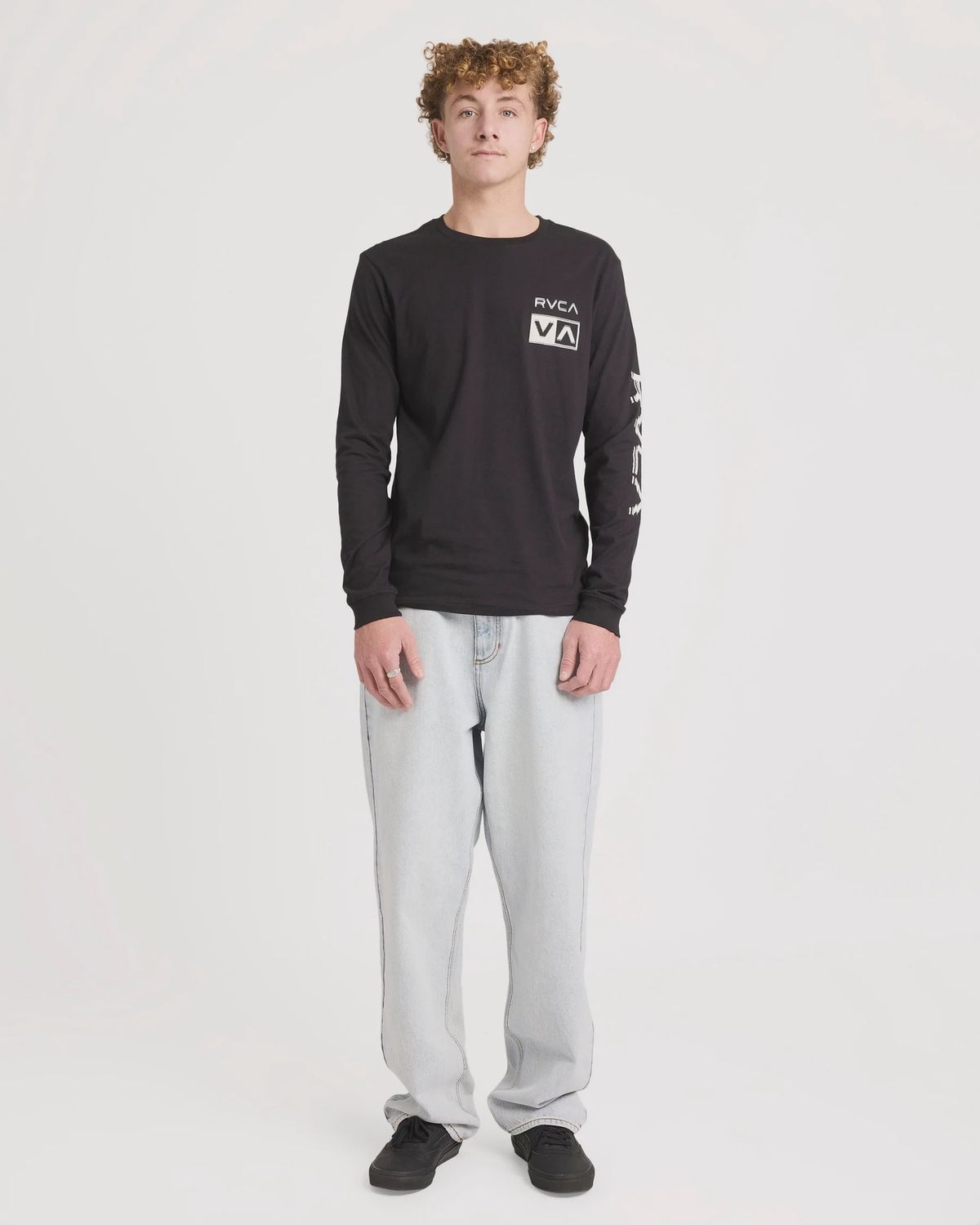 RVCA MENS BIG RVCA GLITCH LS TEE - BLACK