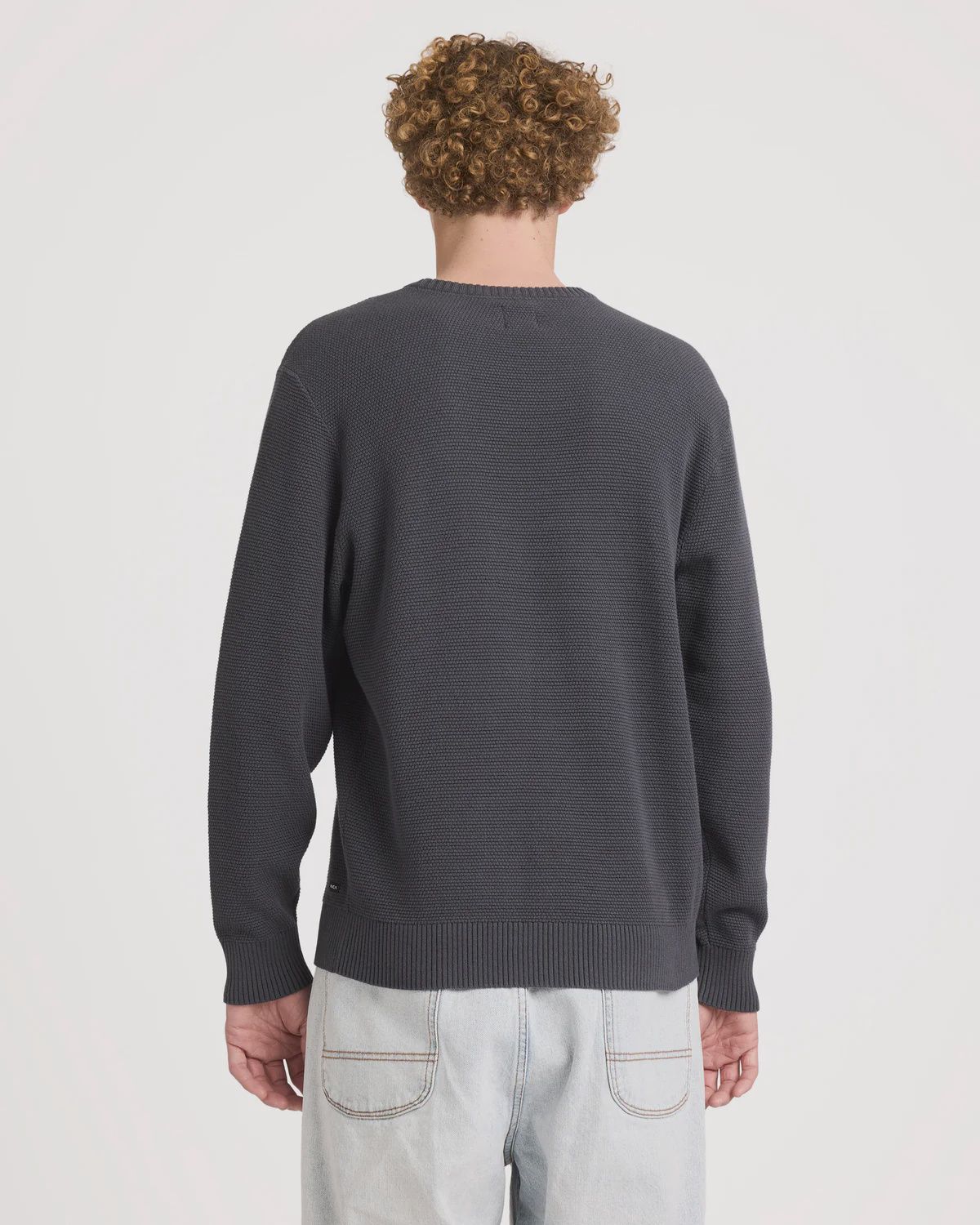 RVCA MENS DUKE CREW KNIT - PIRATE BLACK