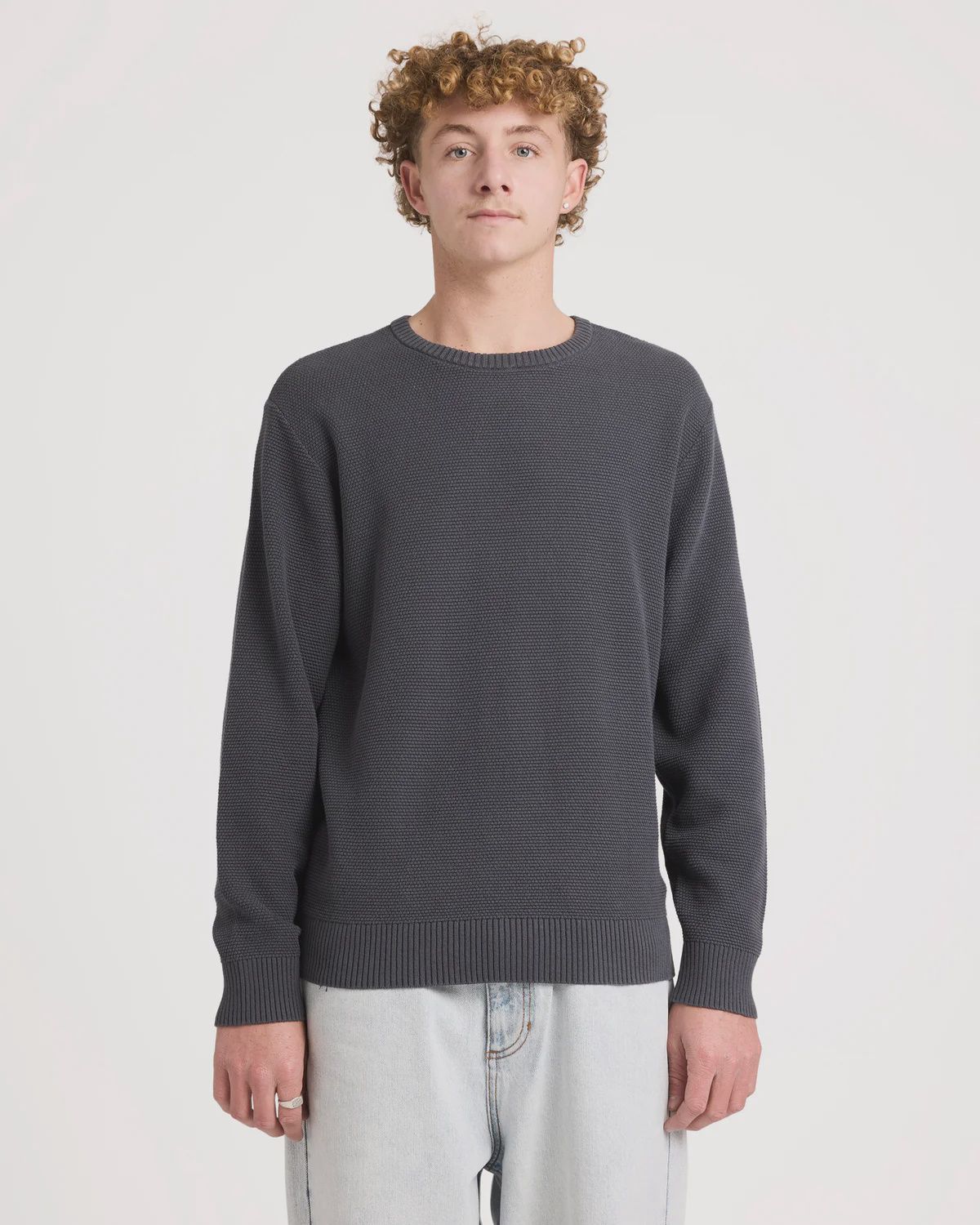 RVCA MENS DUKE CREW KNIT - PIRATE BLACK