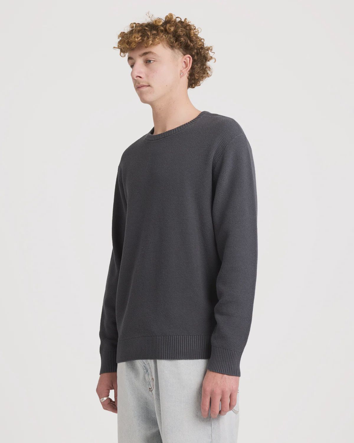 RVCA MENS DUKE CREW KNIT - PIRATE BLACK