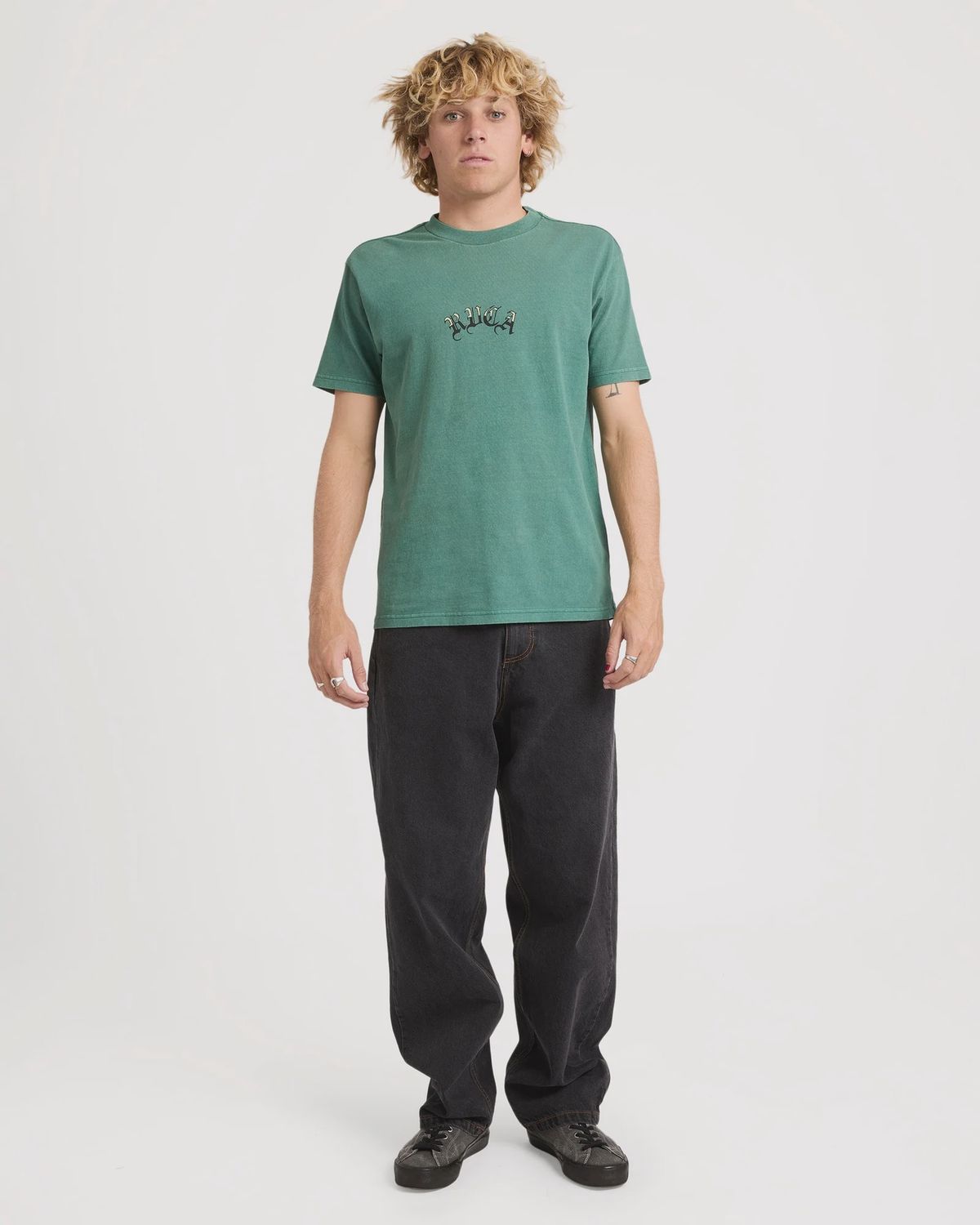 RVCA MENS OLDE RVCA SS TEE - GRASS GREEN