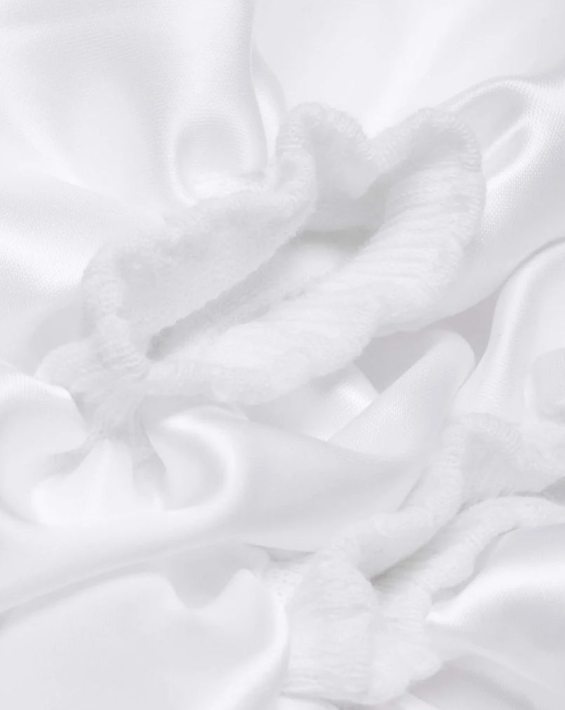 DR MARTENS SATIN FRILL SOCKS - WHITE ORGANIC