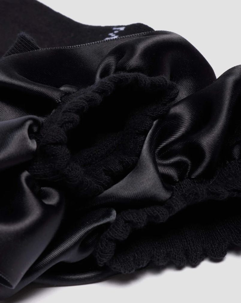 DR MARTENS SATIN FRILL SOCKS - BLACK ORGANIC