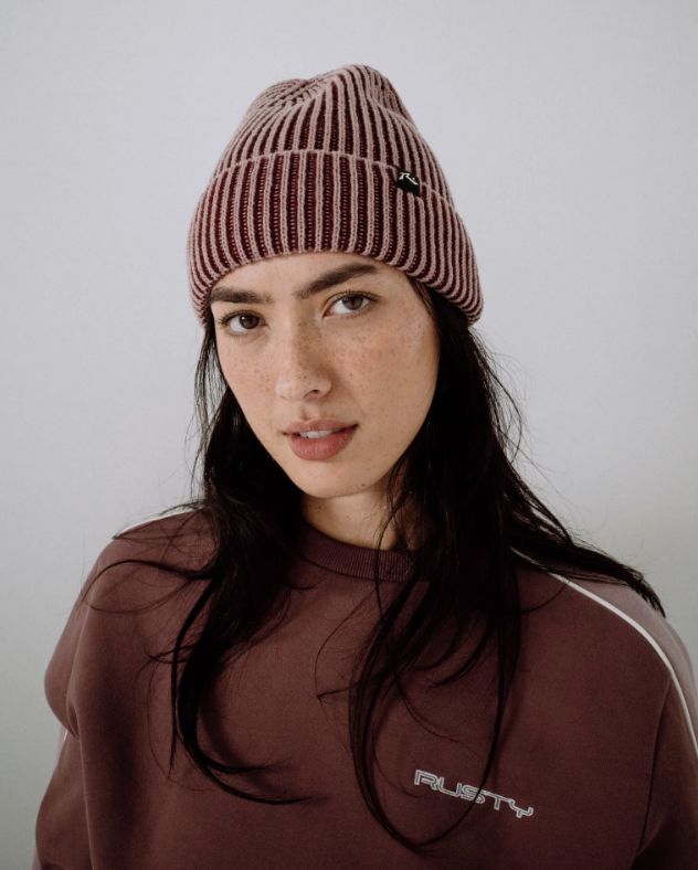 RUSTY WOMENS PIXEL BEANIE - BURGANDY
