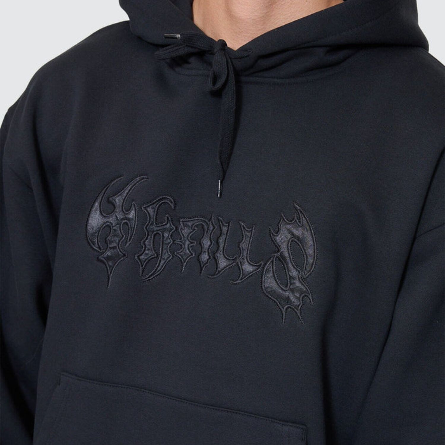 THRILLS MENS NIGHT PETAL SLOUCH PULL ON CROPPED HOOD - WASHED BLACK