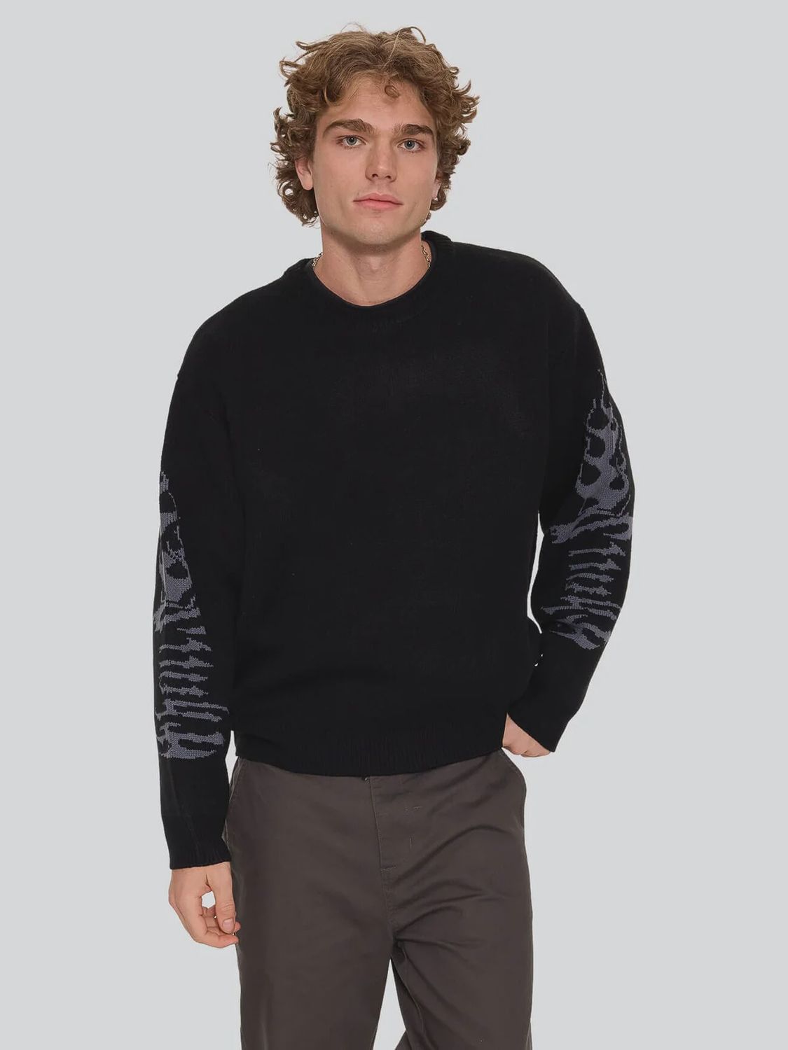 THRILLS MENS NIGHT PETAL BOX FIT CREW CROPPED KNIT - WASHED BLACK