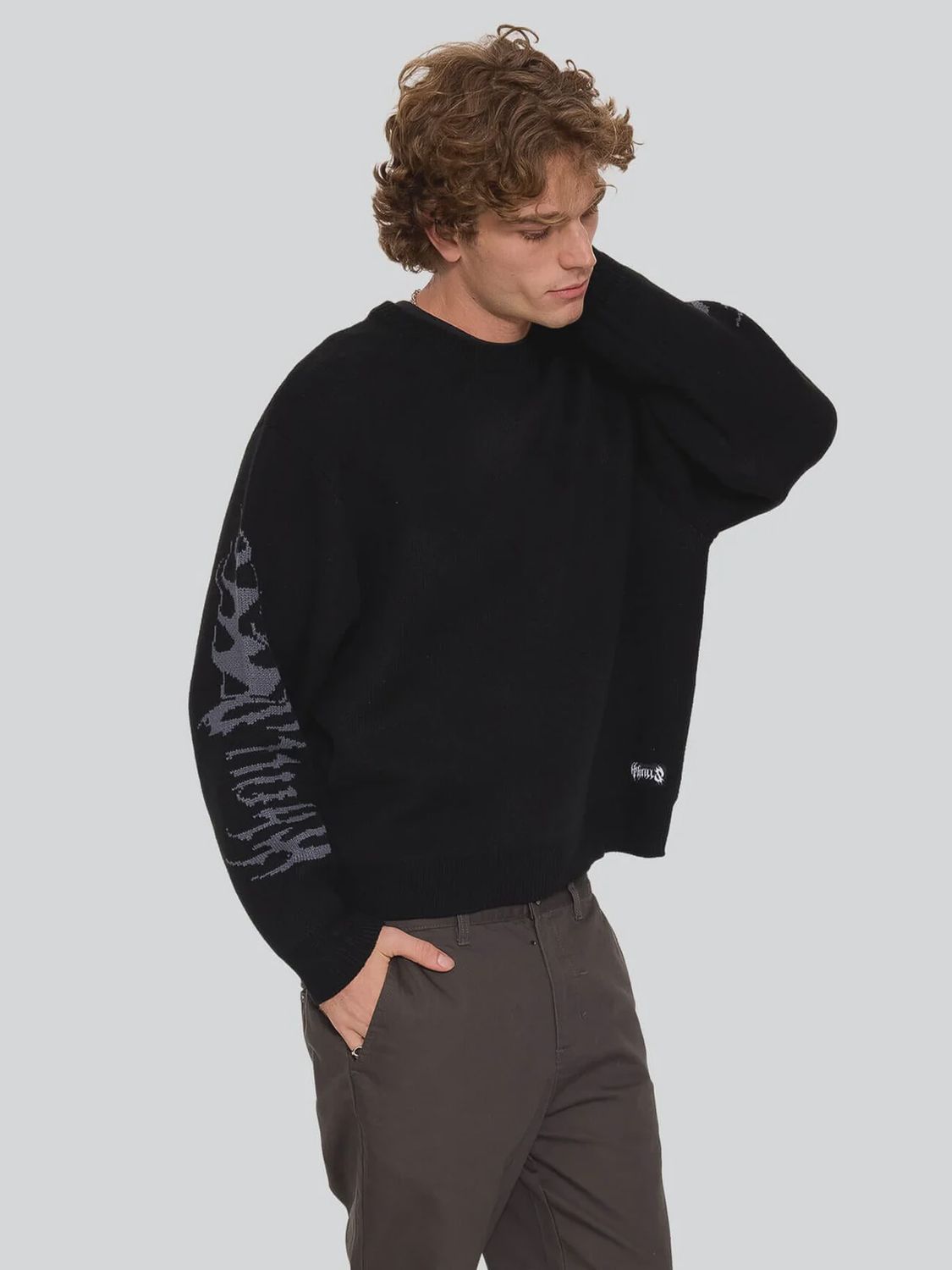 THRILLS MENS NIGHT PETAL BOX FIT CREW CROPPED KNIT - WASHED BLACK