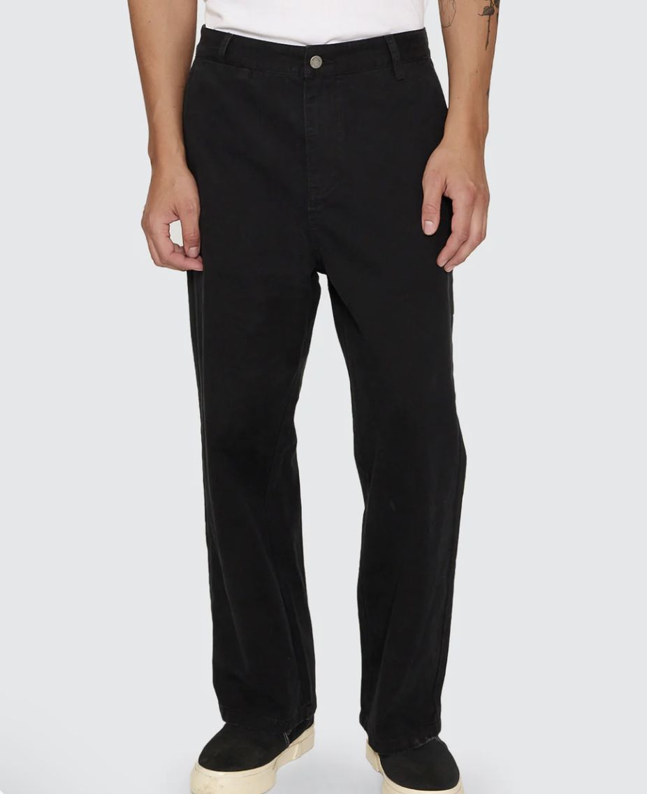 THRILLS MENS STAGGER BIG SLACKER CROPPED PANT - BLACK