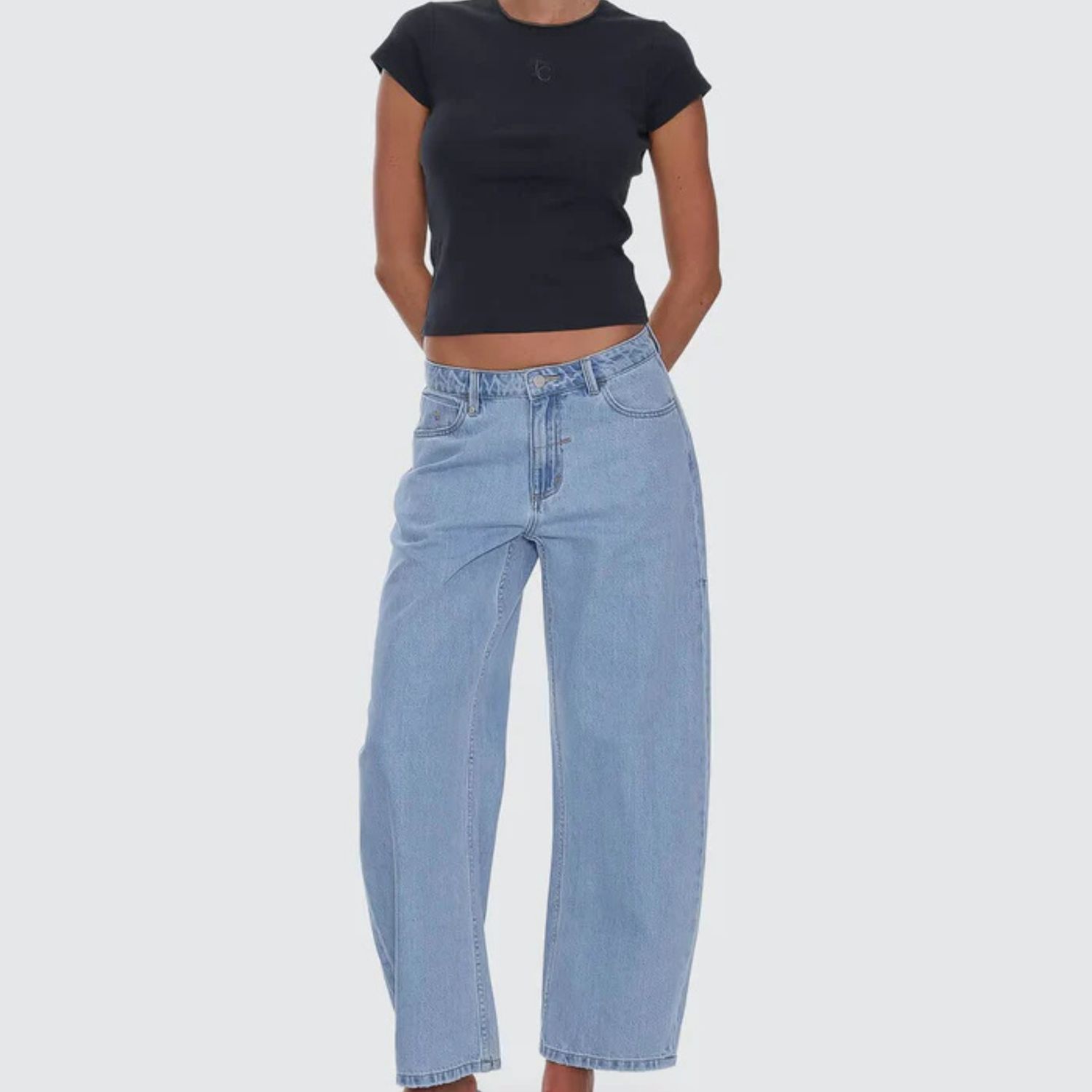 THRILLS WOMENS SLOANE LOW RISE BARREL JEAN - AGELESS BLUE