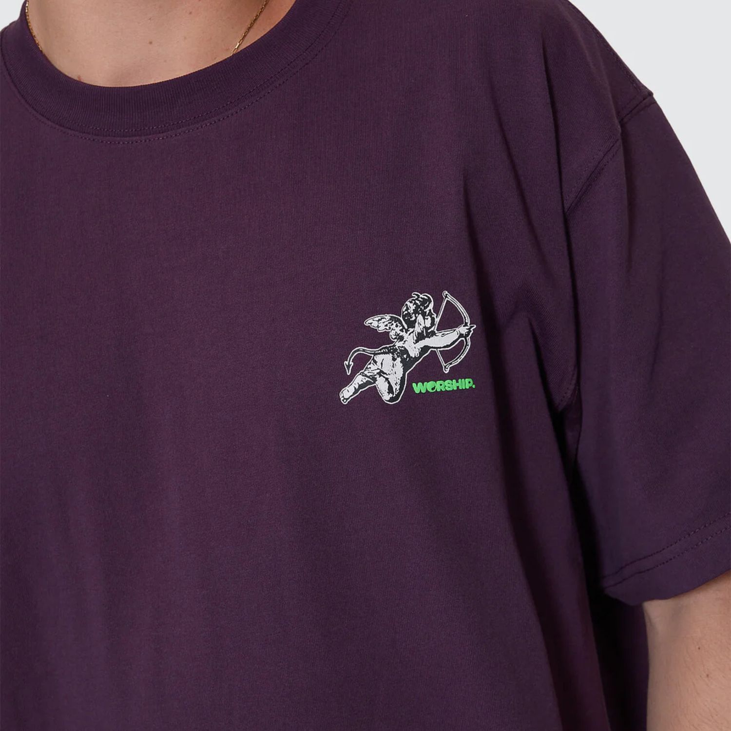 WORSHIP MENS CHERUB SS TEE - BLACKBERRY