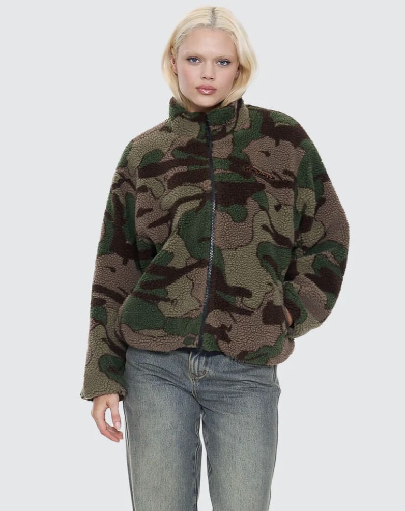 WORSHIP WOMENS PLAIN SIGHT ZIP THROUGH SHERPA FLEECE - CAMO GREEN