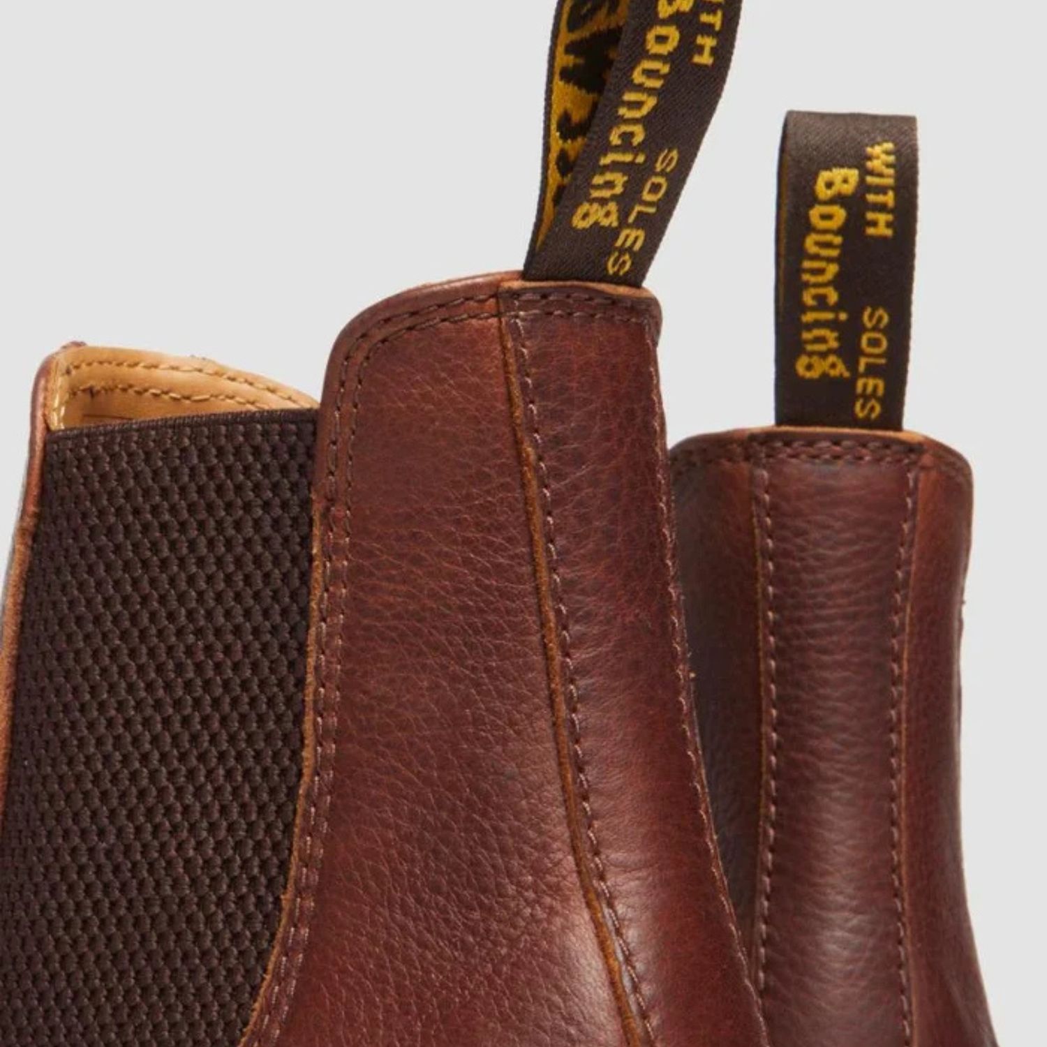 DR MARTENS 2976 CHELSEA BOOT AMBASSADOR- CASHEW AMBASSADOR