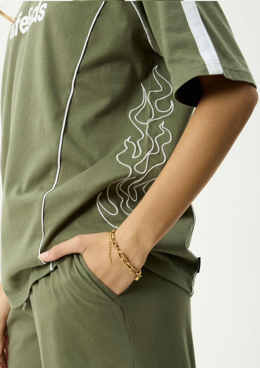 AFENDS WOMENS DIRTS - OVERSIZED TEE - DEEP OLIVE