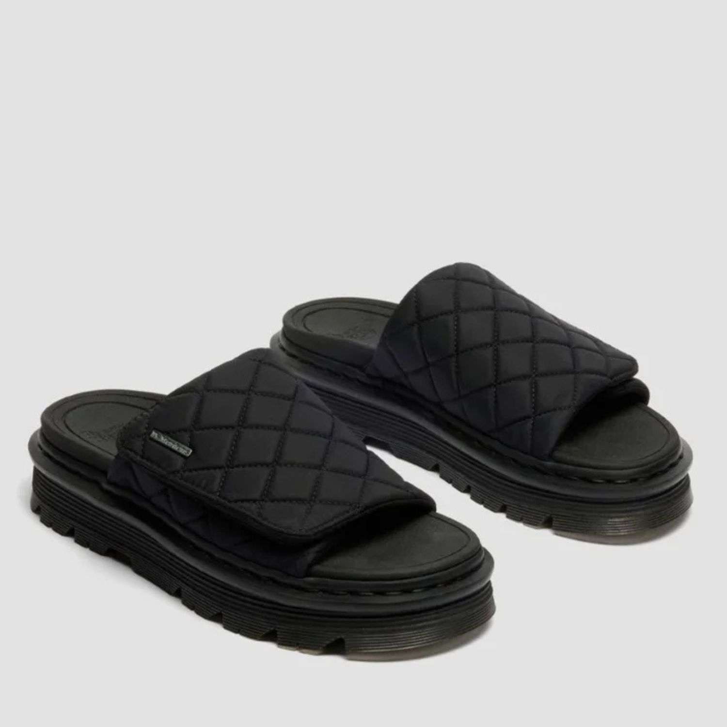DR MARTENS ZEBZAG QUILTED CANVAS SLIDE- BLACK ECONYL WOVEN WR