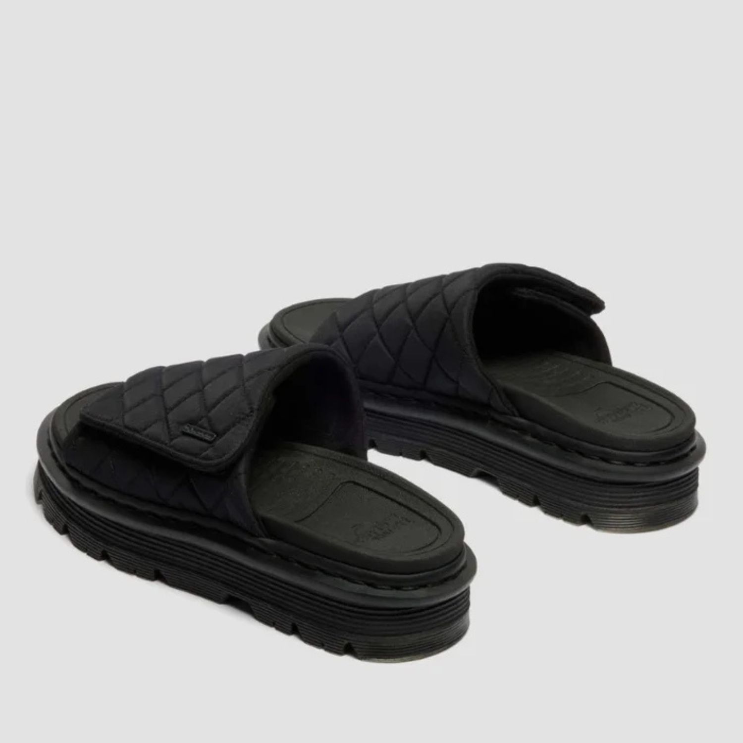 DR MARTENS ZEBZAG QUILTED CANVAS SLIDE- BLACK ECONYL WOVEN WR