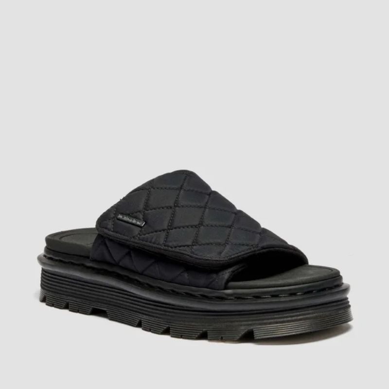 DR MARTENS ZEBZAG QUILTED CANVAS SLIDE- BLACK ECONYL WOVEN WR