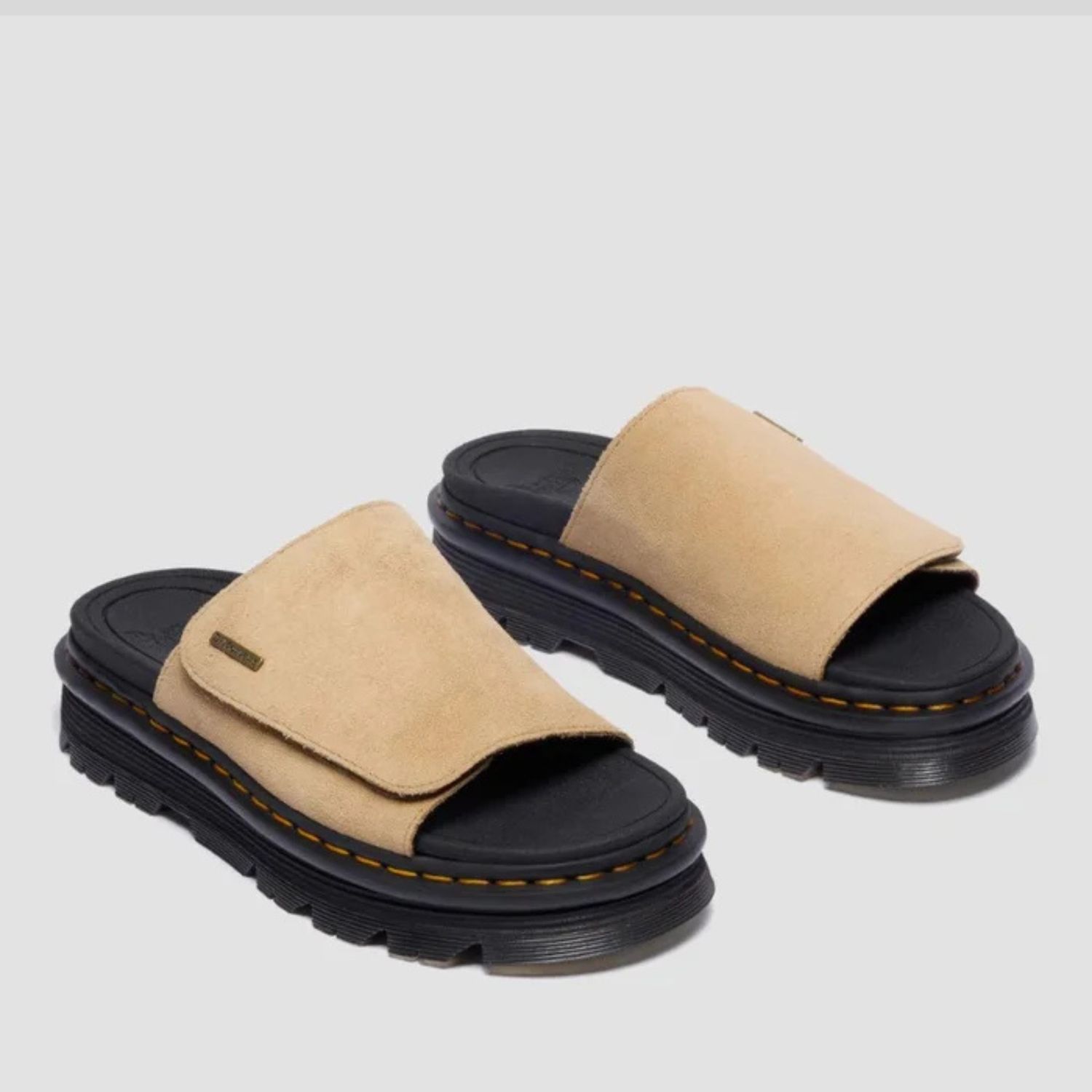 DR MARTENS ZEBZAG SLIDE SUEDE- SAVANNAH TAN EH SUEDE