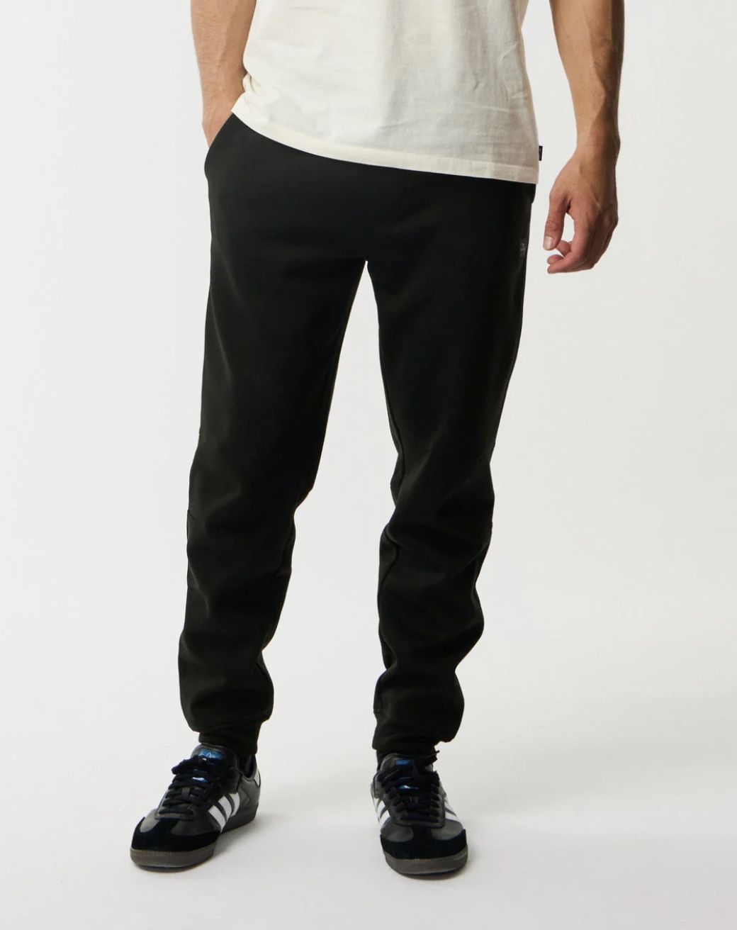 RIPCURL MENS ANTI SERIES DEPARTED TRACKPANT - BLACK