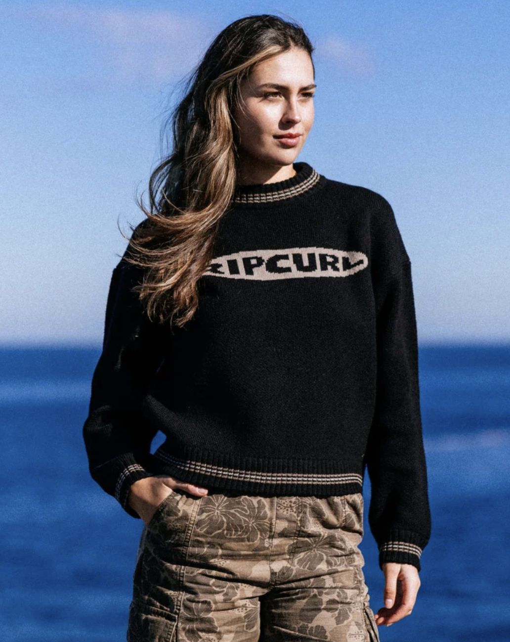 RIPCURL WOMENS HALF MOON BAY SWEATER - BLACK