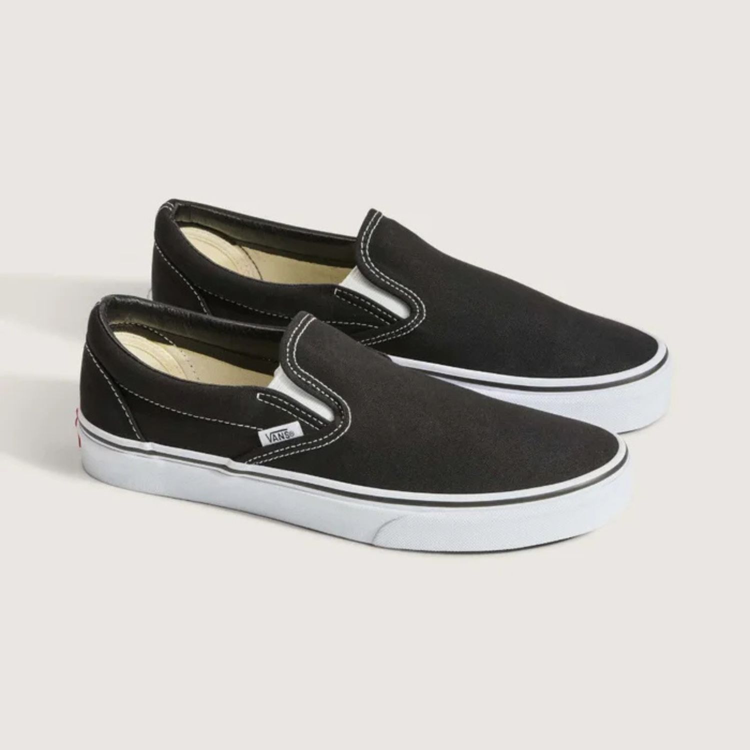 VANS UNISEX CLASSIC SLIP-ON - BLACK