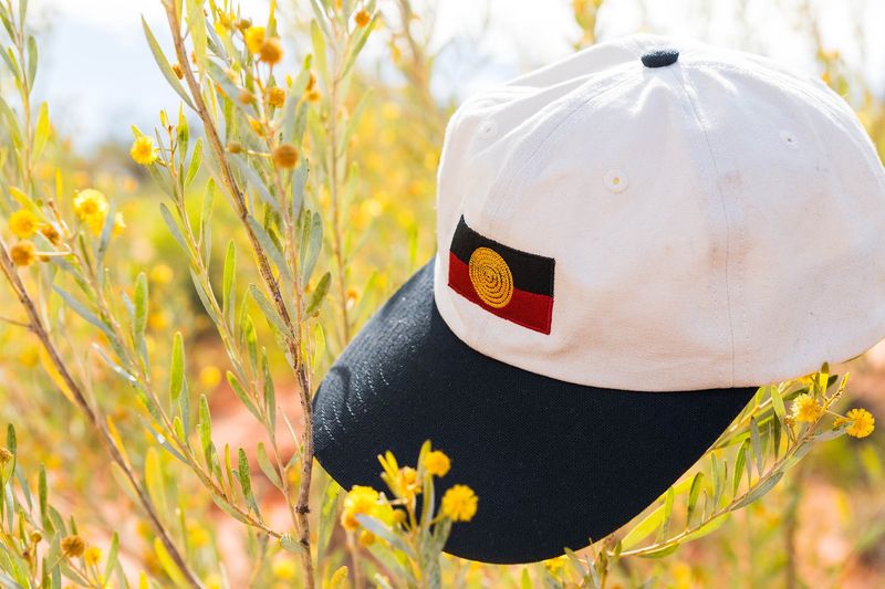 BILLABONG UNISEX OTIS FLAG SNAPBACK CAP - OFF WHITE