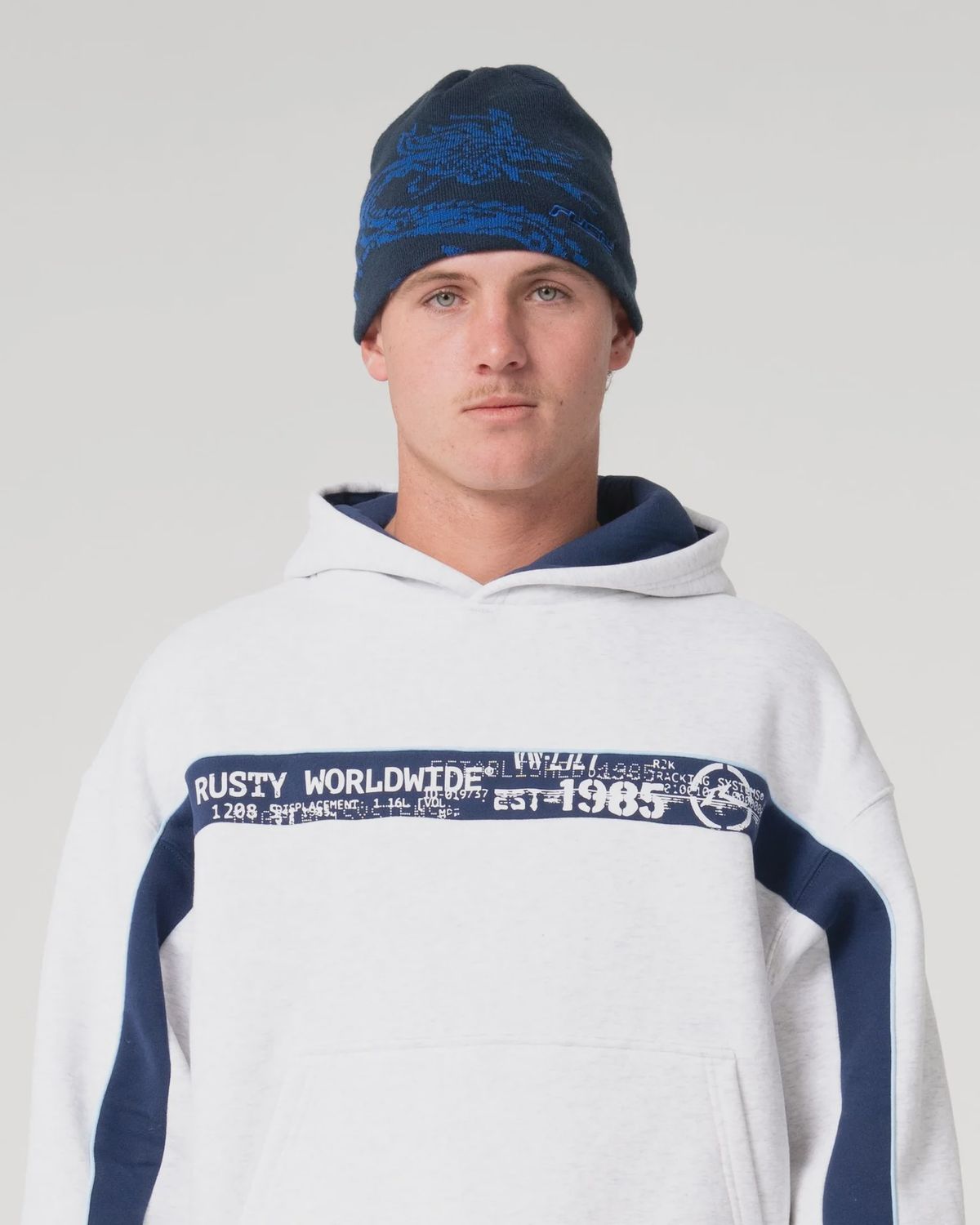 RUSTY MENS SPYRO SKULL BEANIE - NAVY BLUE
