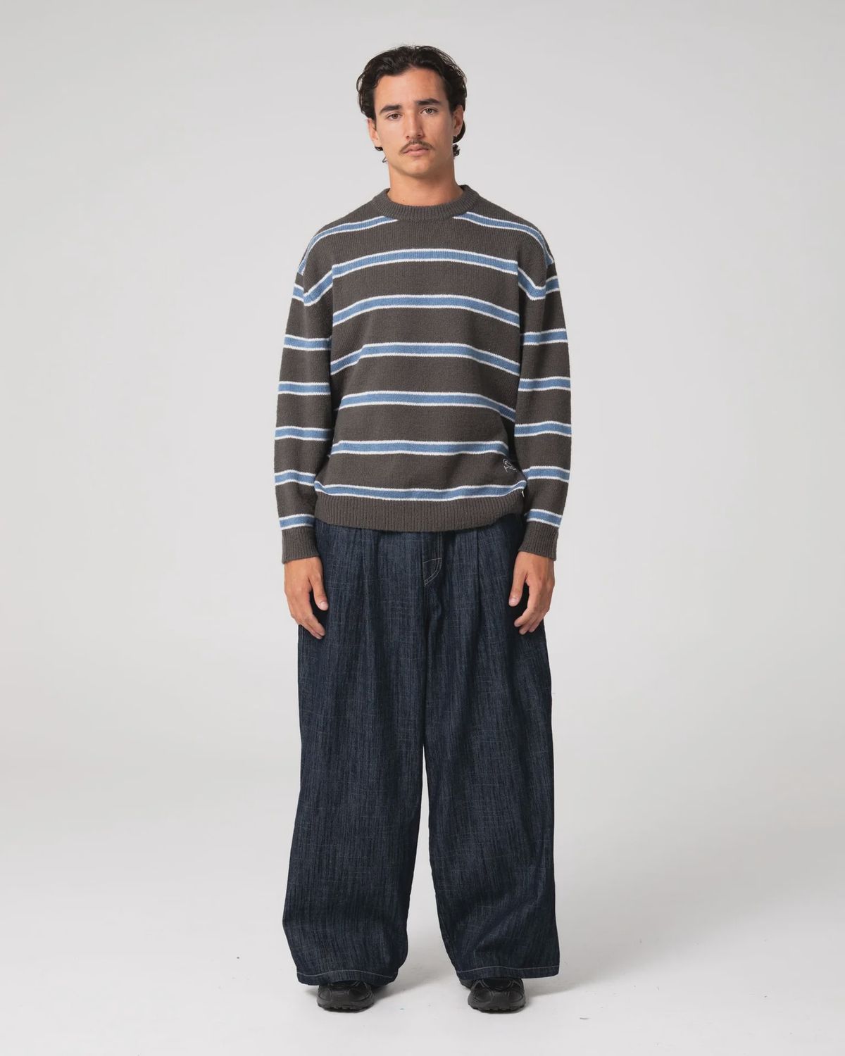 RUSTY MENS REEL FLUFF KNITTED CREW - STEEL